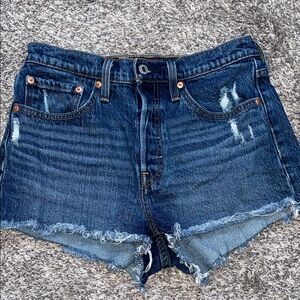 Women’s Levis 501 Denim Shorts NWOT